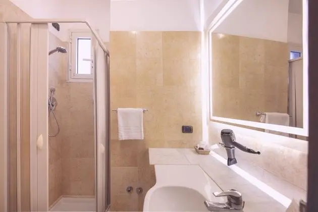 Classic Dört Kişilik Oda