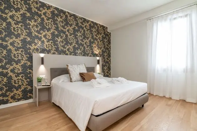 Deluxe Tek Büyük Yataklı Oda, 1 En Büyük (King) Boy Yatak, Şehir Manzaralı (1)