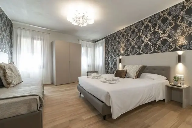 Luxury Üç Kişilik Oda, Şehir Manzaralı