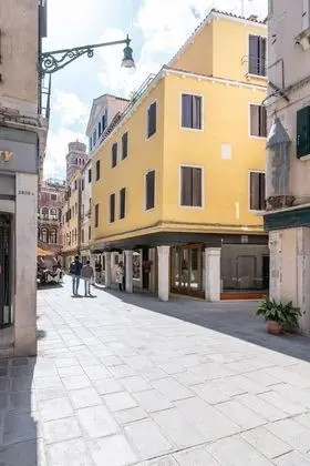 Luxury Üç Kişilik Oda, Şehir Manzaralı