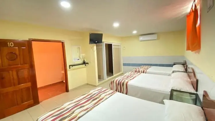 Classic Üç Kişilik Oda