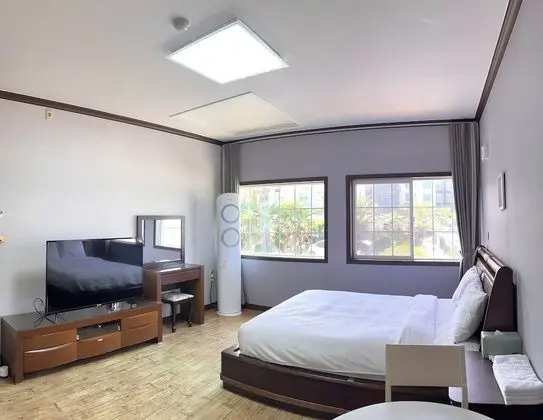 Couple Room