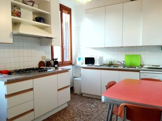 Apart Daire, 2 Yatak Odası, Kanal Manzaralı