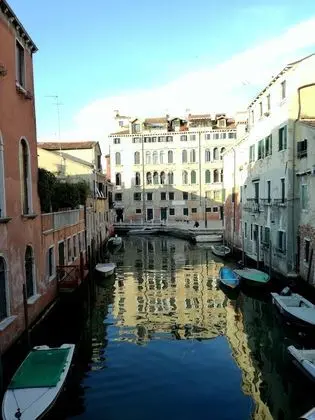 Apart Daire, 2 Yatak Odası, Kanal Manzaralı