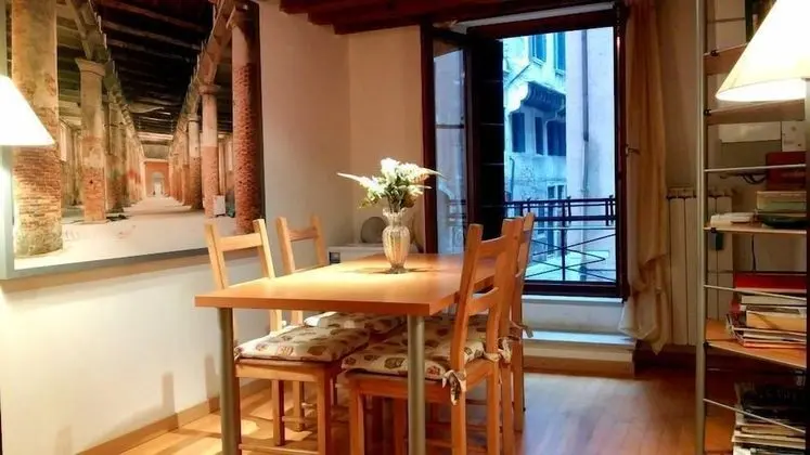 Apart Daire, 1 Yatak Odası, Kanal Manzaralı