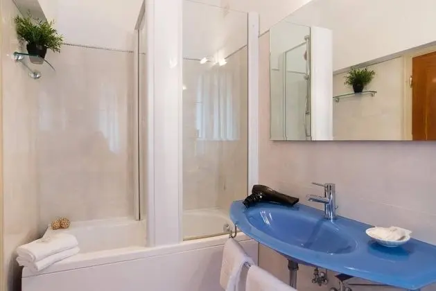 Apart Daire, 2 Yatak Odası, 2 Banyolu