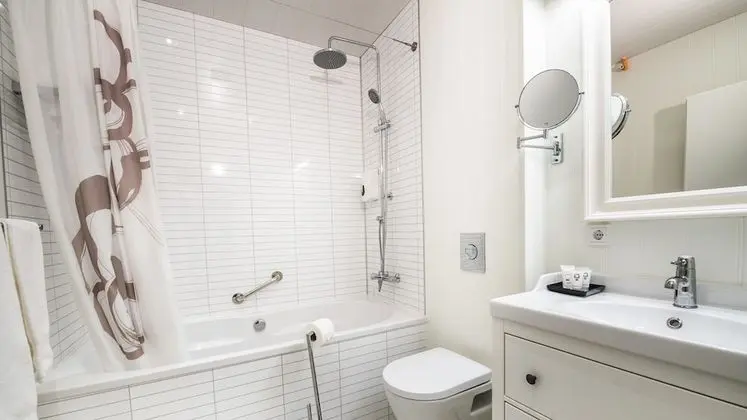 Superior Double or Twin Room with Hot Tub Access