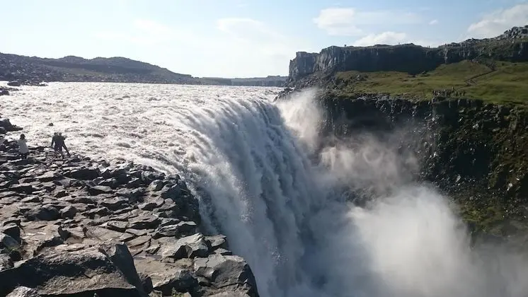 İki Ayrı Yataklı Oda, Ortak Banyo