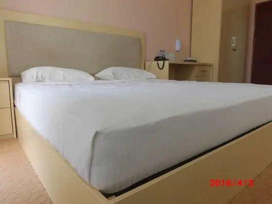 Standard Tek Büyük Yataklı Oda, 1 Çift Kişilik Yatak, Göl Manzaralı