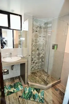 Üç Kişilik Oda, Dağ Manzaralı