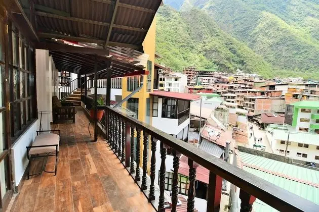 Üç Kişilik Oda, Dağ Manzaralı