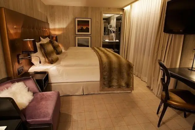 Design Tek Büyük Yataklı Oda