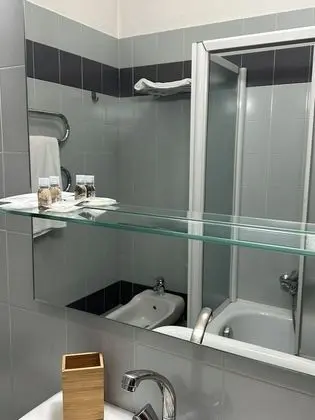 Standard Büyük Yataklı Tek Kişilik Oda, 1 Büyük (Queen) Boy Yatak