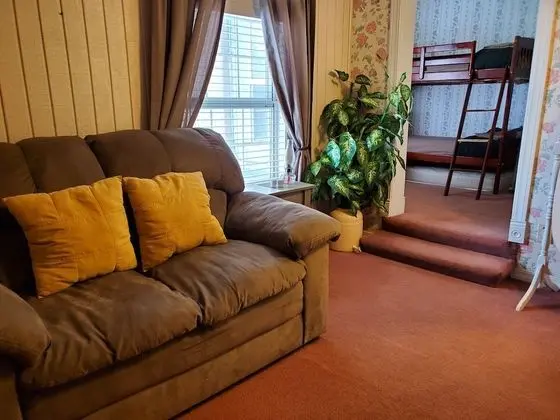 Oda, Birden Çok Yatak, Sigara İçilmez, Özel Banyo