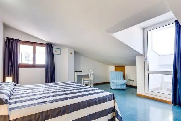 Tek Büyük Yataklı Oda (mansarda)