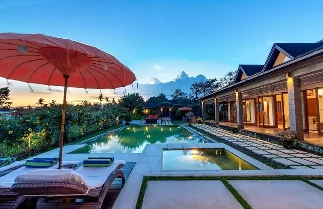 Villa, Sigara İçilebilir