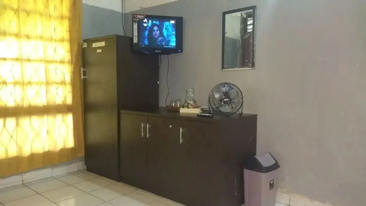 Basic Tek Büyük Yataklı Oda