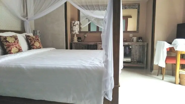 Standard Oda, Özel Banyo, Bahçe Manzaralı