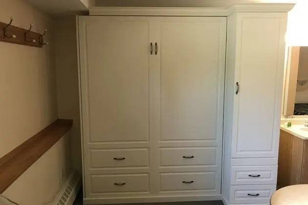 Standard Oda (Economy, Double/Murphy Bed)