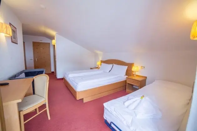 Standard Üç Kişilik Oda