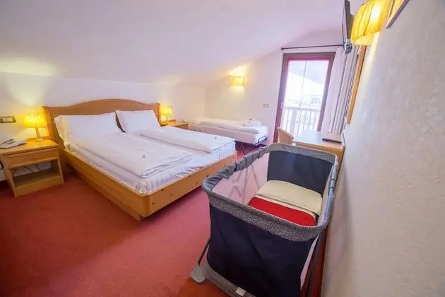 Standard Üç Kişilik Oda