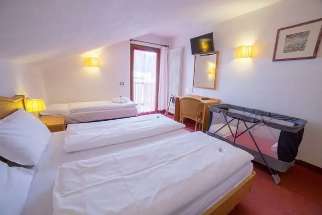 Standard Üç Kişilik Oda