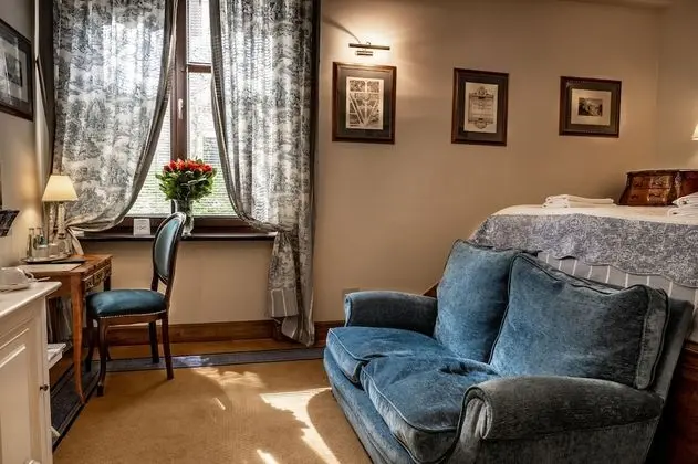 Standard Tek Büyük Yataklı Oda