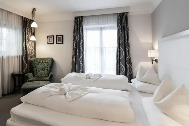 Comfort Tek Büyük Yataklı Oda