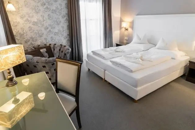 Comfort Tek Büyük Yataklı Oda