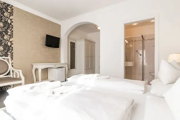 Comfort Tek Büyük Yataklı Oda