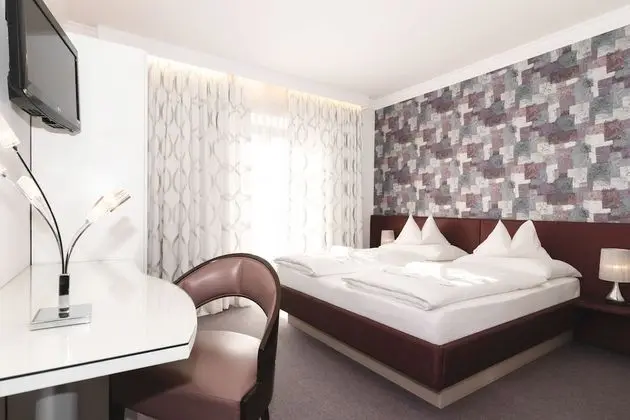 Standard Büyük Yataklı Tek Kişilik Oda, Dağ Manzaralı