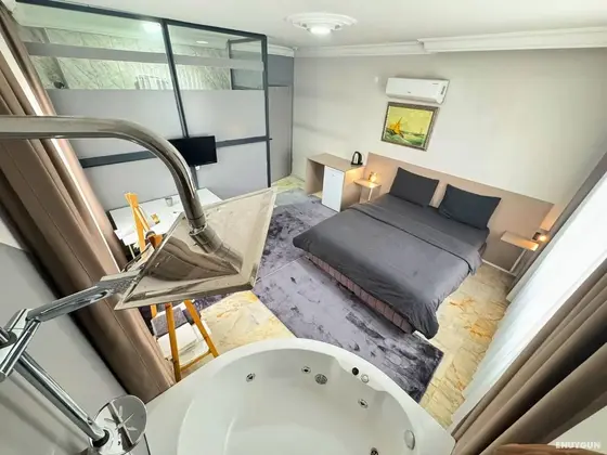Jakuzili Oda Deluxe Double Room No:7