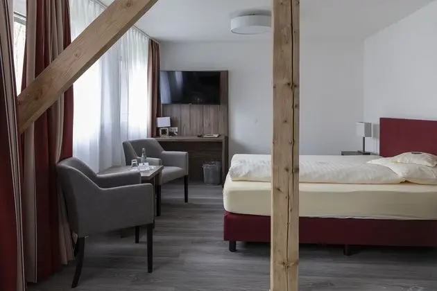 Comfort Tek Büyük Yataklı Oda