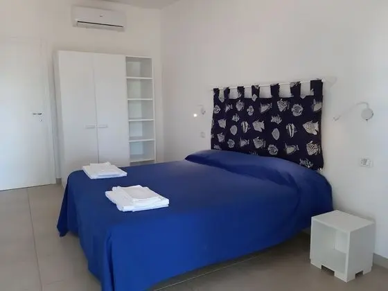 Tek Büyük veya İki Ayrı Yataklı Oda, Deniz Manzaralı