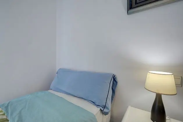 Apart Daire, 2 Yatak Odası, Sigara İçilmez, Havuz Manzaralı