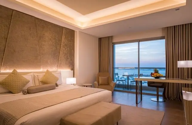 Premium Oda, 1 En Büyük (King) Boy Yatak, Deniz Manzaralı