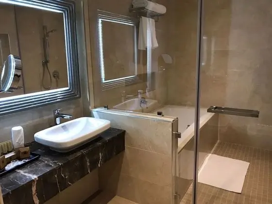 Premium Oda, 1 En Büyük (King) Boy Yatak, Deniz Manzaralı