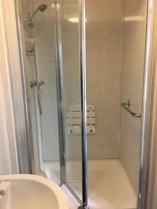 Tek Büyük Yataklı Oda, Banyolu/Duşlu (Garden Room)