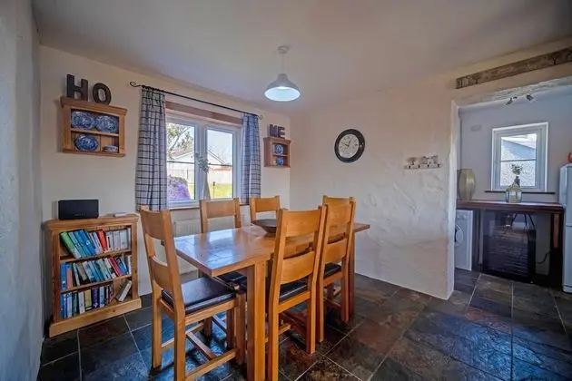 Traditional Kır Evi, Engellilere Uygun, Banyolu/Duşlu (QC Cottage )