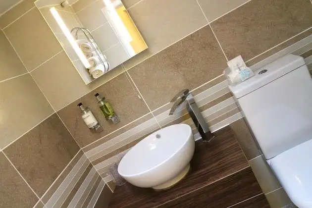 Tek Büyük veya İki Ayrı Yataklı Oda (Widdale Super King/Twin Bed)
