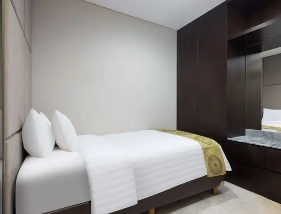 Family Süit, Havuz Manzaralı (2 Bedroom Suite with City View)