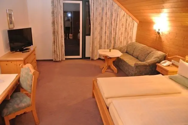 Standard Dört Kişilik Oda, Dağ Manzaralı