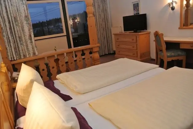 Standard Üç Kişilik Oda, Dağ Manzaralı