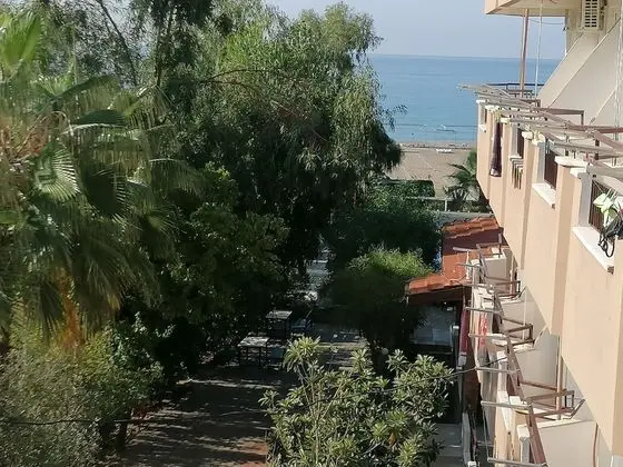 Tek Büyük veya İki Ayrı Yataklı Oda