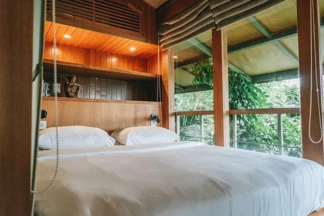 Treehouse B