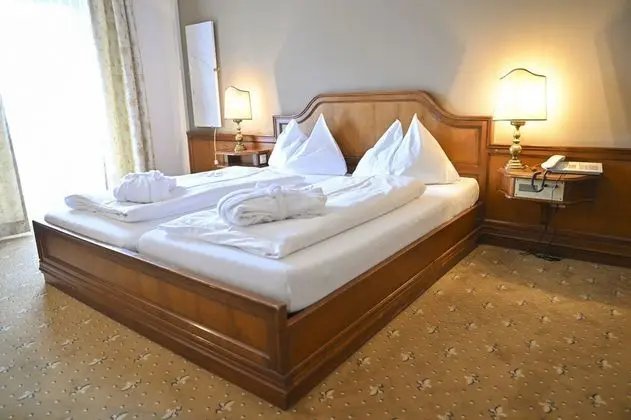 Standard Tek Büyük Yataklı Oda, Balkon, Bahçe Manzaralı