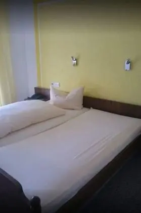 Tek Kişilik Oda, 1 Tek Kişilik Yatak, Sigara İçilmez