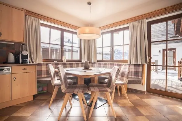 Ev, 3 Yatak Odası, Sauna, Dağ Manzaralı