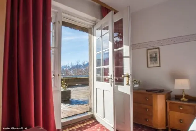 Tek Büyük Yataklı Oda, Balkon