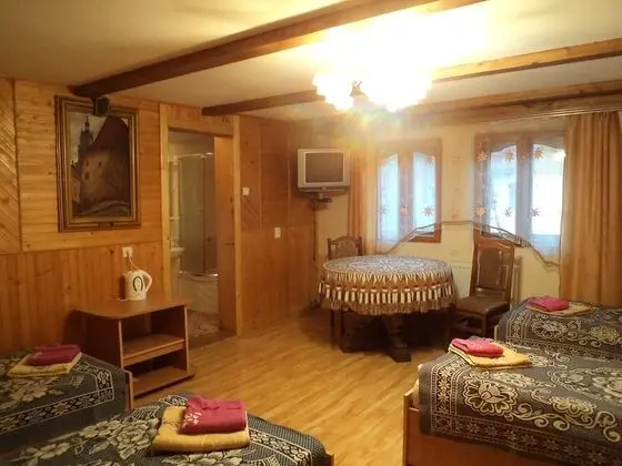 Standard Dört Kişilik Oda